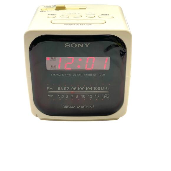 Sony Dream Machine Clock Radio Alarm AM/FM Cube Model ICF-C121 Red LED Tested - Picture 1 of 5